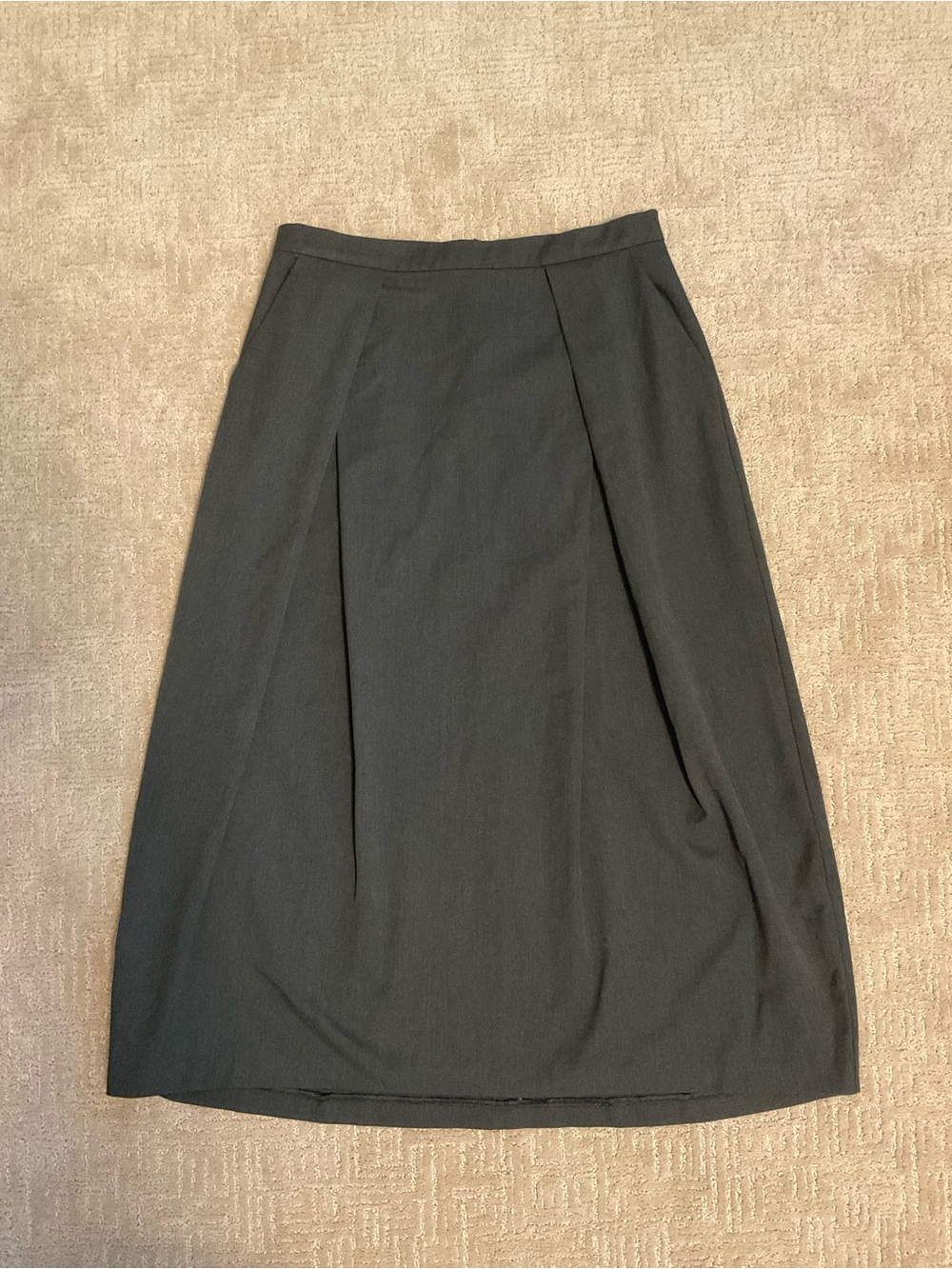 Sarah Pacini Skirt Gray A‑Line Fits M/L EUC Old Money Minimalist Luxury Timeless